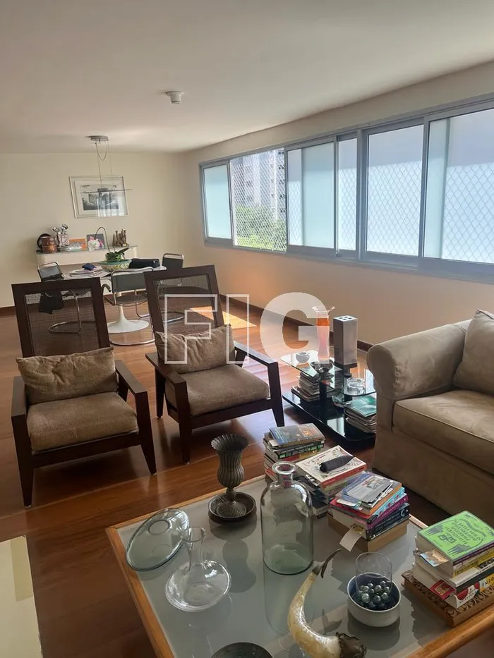 Cobertura com 2 suítes à venda em Itaim Bibi, São Paulo, por R$ 4.100.000