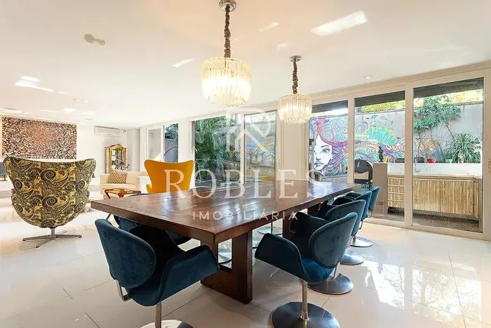 Casa com 5 suítes à venda em Alto de Pinheiros, São Paulo, por R$ 5.950.000 Imagem 2