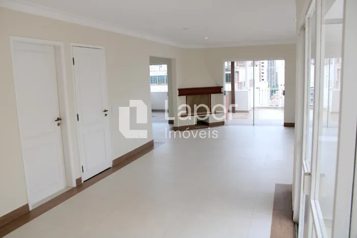 Cobertura com 1 suítes à venda em Vila Olímpia, São Paulo, por R$ 2.690.000 Imagem 2