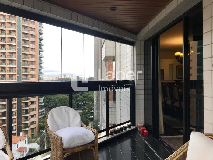Apartamento com 3 suítes à venda em Vila Mariana, São Paulo, por R$ 4.000.000 Imagem 3