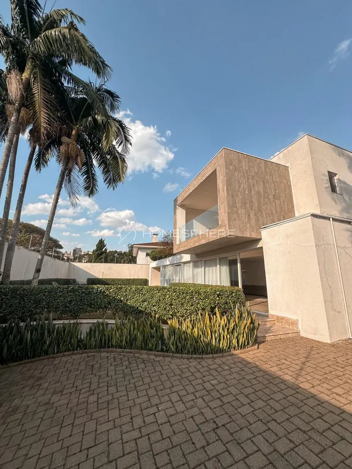 Casa com 4 suítes à venda em Jardim América, São Paulo, por R$ 26.000.000 Imagem 3