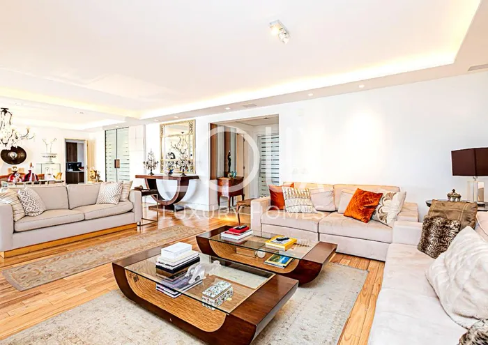 Apartamento com 3 suítes à venda em Moema, São Paulo, por R$ 13.900.000 Imagem 2