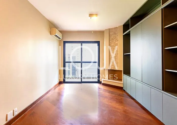 Apartamento com 1 suítes à venda em Vila Nova Conceição, São Paulo, por R$ 2.600.000 Imagem 2