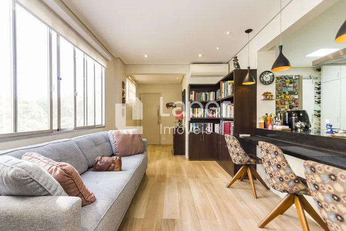 Apartamento com 1 suítes à venda em Jardim Europa, São Paulo, por R$ 3.890.000 Imagem 2