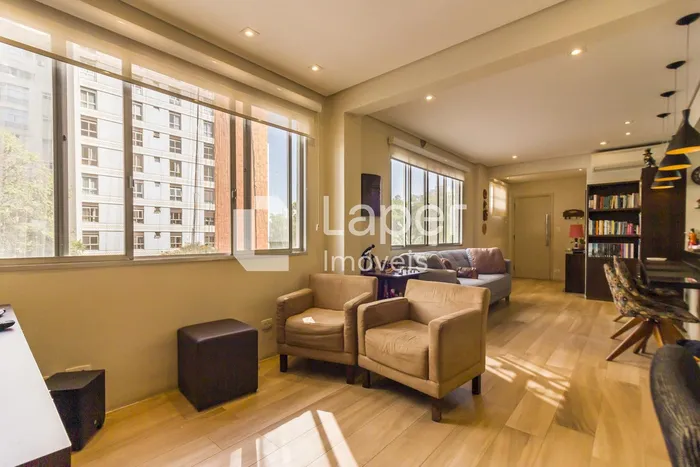 Apartamento com 1 suítes à venda em Jardim Europa, São Paulo, por R$ 3.890.000