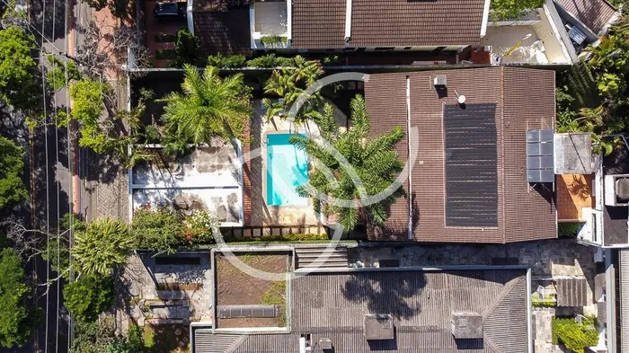 Casa com 2 suítes à venda em Alto de Pinheiros, São Paulo, por R$ 3.499.000 Imagem 2