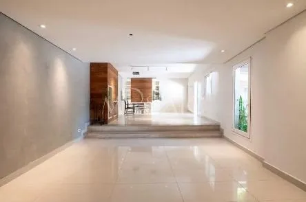 Casa com 3 suítes à venda em Vila Madalena, São Paulo, por R$ 4.000.000 Imagem 2