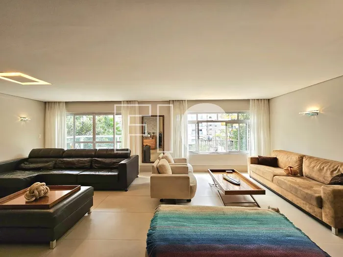 Apartamento com 1 suítes à venda em Itaim Bibi, São Paulo, por R$ 2.750.000