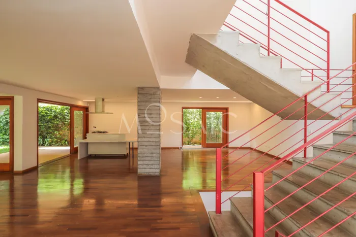 Casa com 4 suítes à venda em Alto de Pinheiros, São Paulo, por R$ 4.700.000 Imagem 2