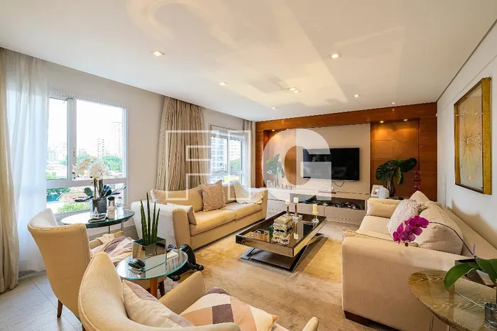 Apartamento com 3 suítes à venda em Vila Olímpia, São Paulo, por R$ 6.300.000 Imagem 2