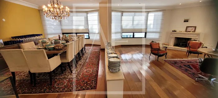 Apartamento com 3 suítes à venda em Real Parque, São Paulo, por R$ 2.370.000 Imagem 2