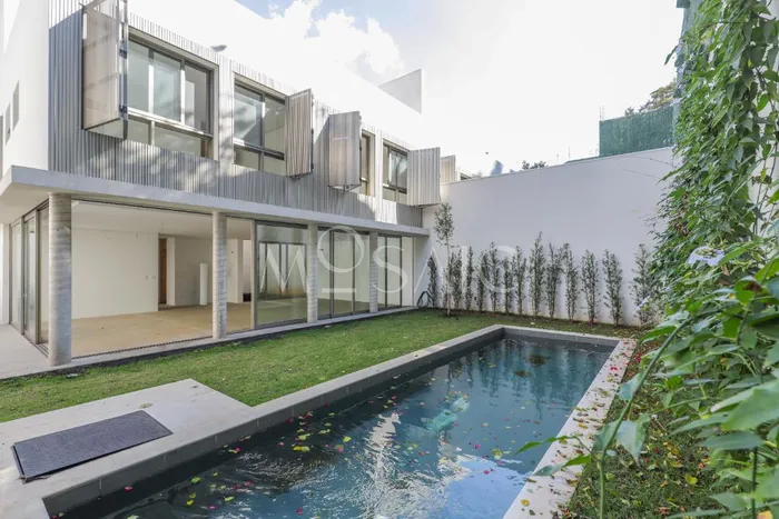 Casa de condomínio com 3 suítes à venda em Alto de Pinheiros, São Paulo, por R$ 8.500.000