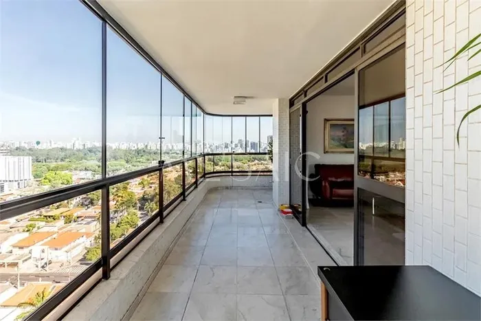 Apartamento com 3 suítes à venda em Jardim Paulista, São Paulo, por R$ 6.000.000 Imagem 2