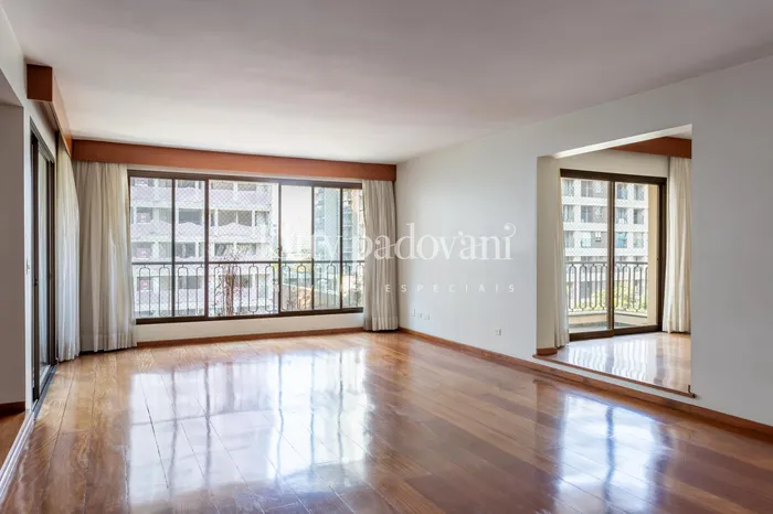 Apartamento com 4 suítes à venda em Campo Belo, São Paulo, por R$ 2.400.000 Imagem 2