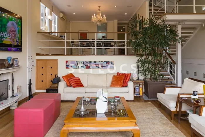 Casa com 4 suítes à venda em Pacaembu, São Paulo, por R$ 6.500.000