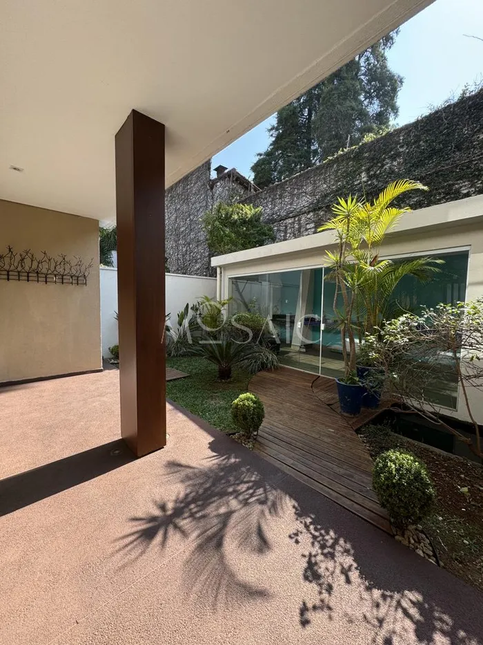 Casa de condomínio com 4 suítes à venda em Jardim Cordeiro, São Paulo, por R$ 5.500.000 Imagem 2