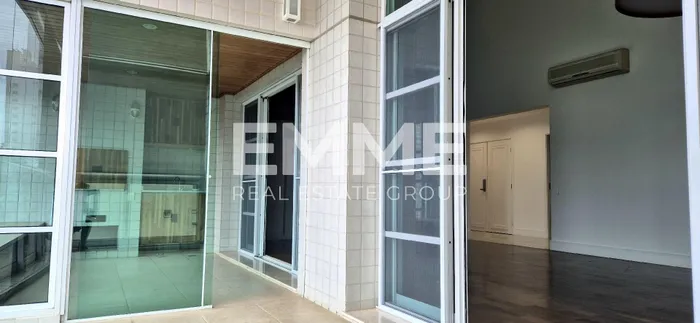 Apartamento com 3 suítes à venda em Panamby, São Paulo, por R$ 3.300.000 Imagem 3