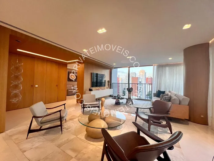 Apartamento com 2 suítes à venda em Vila Olímpia, São Paulo, por R$ 12.000.000