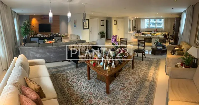 Apartamento com 5 suítes à venda em Itaim Bibi, São Paulo, por R$ 7.990.000