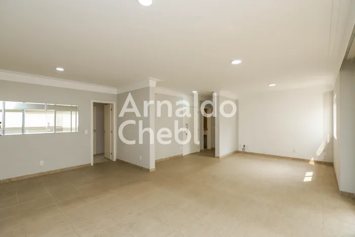 Apartamento com 3 suítes à venda em Vila Nova Conceição, São Paulo, por R$ 3.980.000 Imagem 2