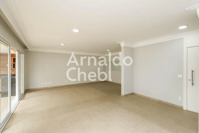 Apartamento com 3 suítes à venda em Vila Nova Conceição, São Paulo, por R$ 3.980.000 Imagem 3