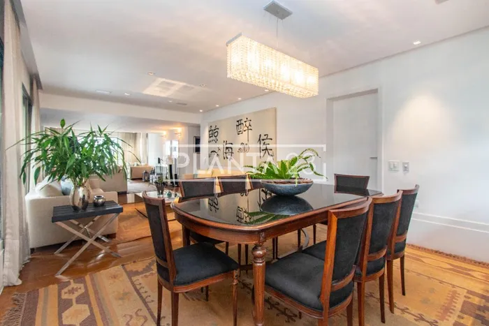 Apartamento com 2 suítes à venda em Real Parque, São Paulo, por R$ 2.200.000 Imagem 3