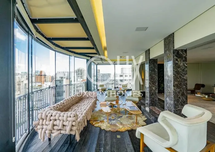 Cobertura com 3 suítes à venda em Vila Nova Conceição, São Paulo, por R$ 20.590.000