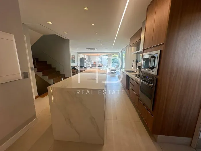 Casa de condomínio com 3 suítes à venda em Jardim Panorama, São Paulo, por R$ 5.500.000