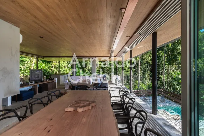 Casa de condomínio com 4 suítes à venda em Iporanga, Guarujá, por R$ 10.600.000 Imagem 2