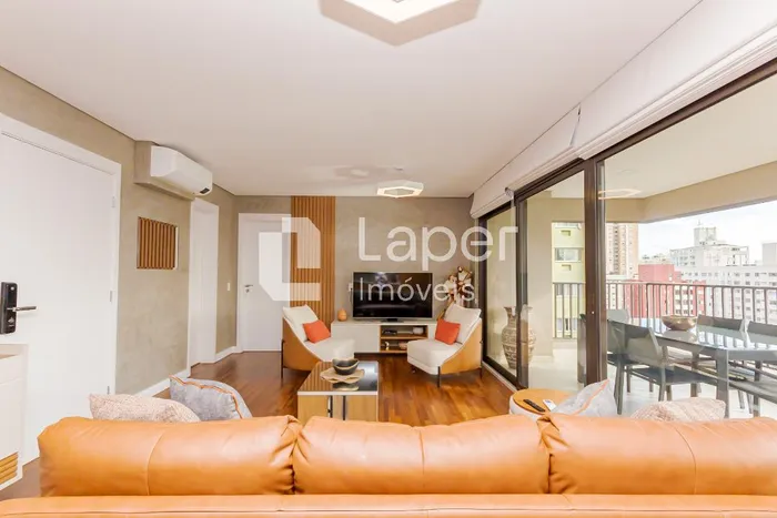 Apartamento com 3 suítes à venda em Vila Mariana, São Paulo, por R$ 3.600.000 Imagem 2