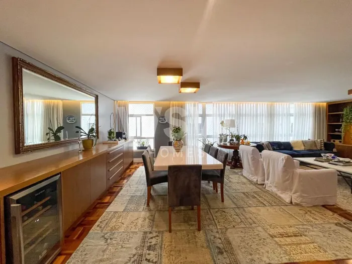 Apartamento com 1 suítes à venda em Jardim América, São Paulo, por R$ 2.800.000 Imagem 2