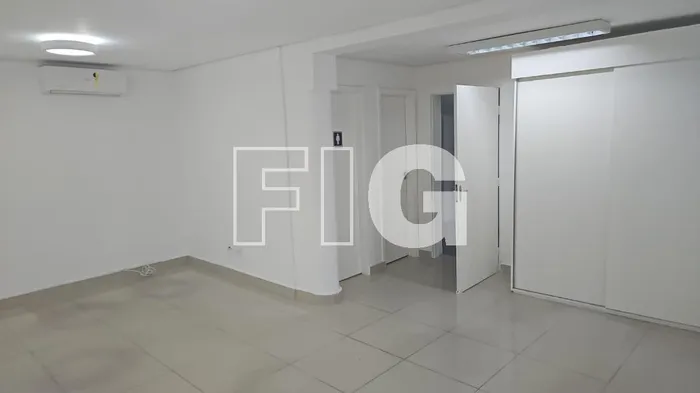 Casa com 2 suítes à venda em Jardim Paulista, São Paulo, por R$ 5.000.000 Imagem 3