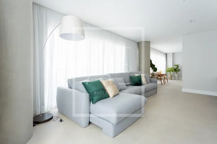 Apartamento com 3 suítes à venda em Vila Olímpia, São Paulo, por R$ 7.235.000 Imagem 2