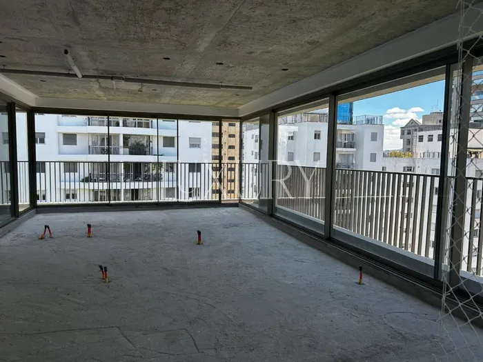 Cobertura com 3 suítes à venda em Itaim Bibi, São Paulo, por R$ 14.150.000 Imagem 2