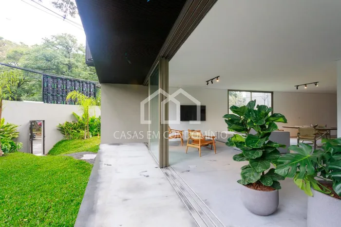 Casa de condomínio com 4 suítes à venda em Alto de Pinheiros, São Paulo, por R$ 13.087.775 Imagem 2