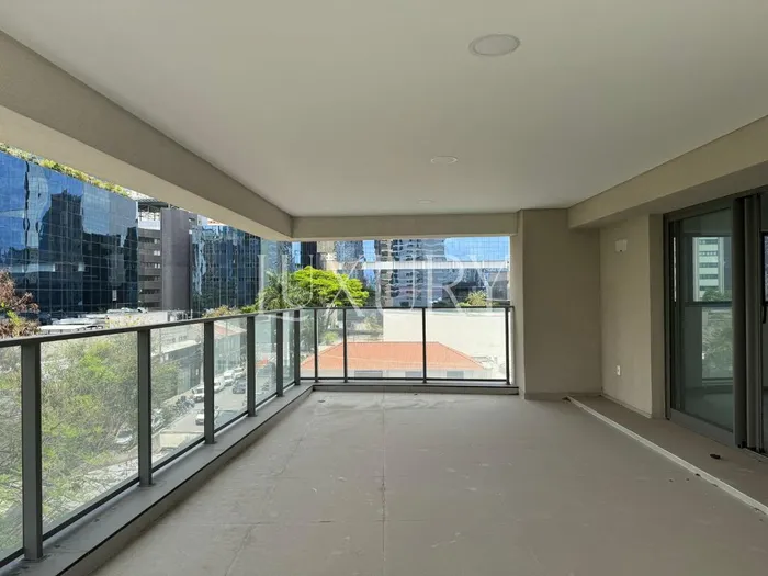 Apartamento com 4 suítes à venda em Itaim Bibi, São Paulo, por R$ 6.500.000 Imagem 3