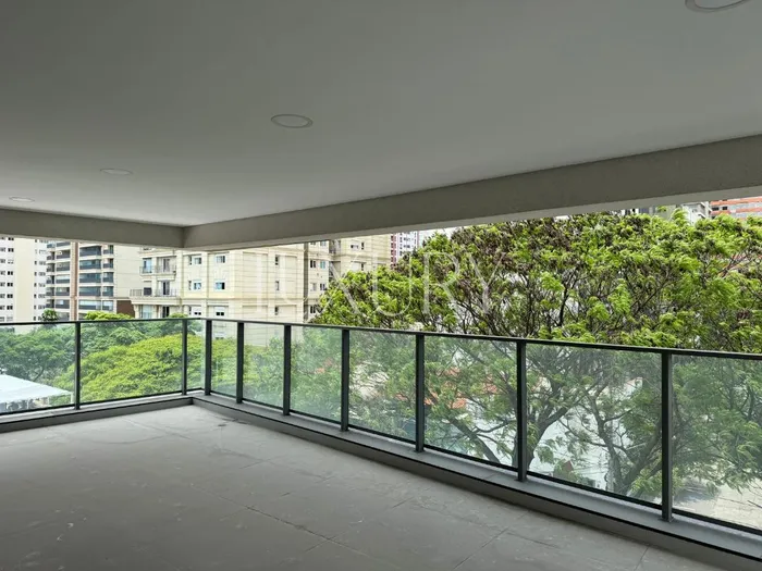 Apartamento com 4 suítes à venda em Itaim Bibi, São Paulo, por R$ 6.500.000 Imagem 2