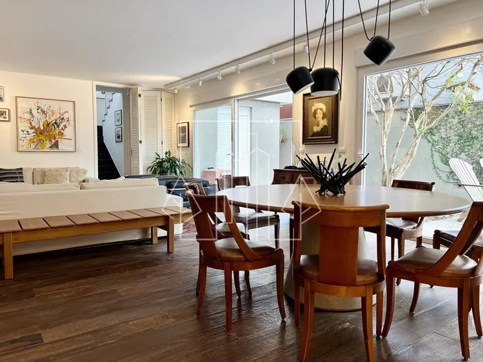 Casa com 1 suítes à venda em Pacaembu, São Paulo, por R$ 3.800.000 Imagem 2