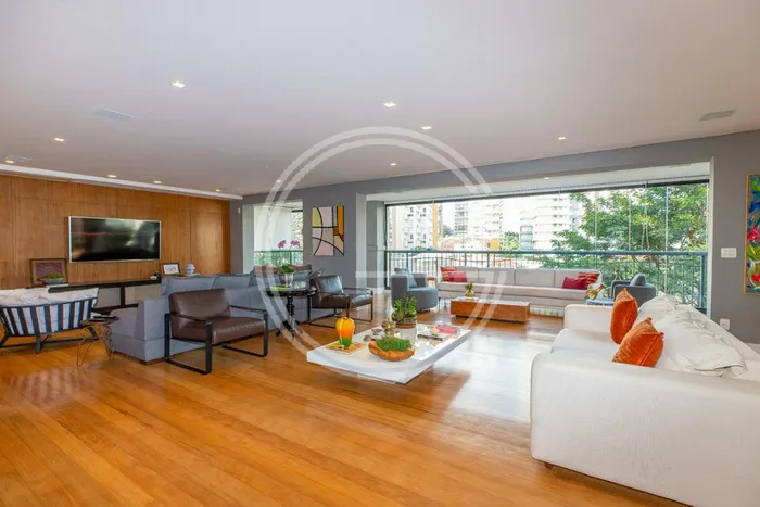 Apartamento com 3 suítes à venda em Vila Nova Conceição, São Paulo, por R$ 9.300.000 Imagem 3