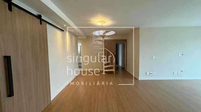 Cobertura com 2 suítes à venda em Moema, São Paulo, por R$ 3.800.000