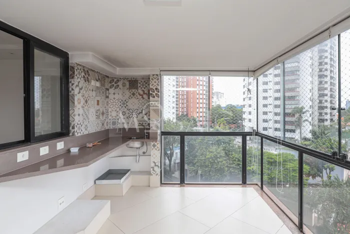 Apartamento com 4 suítes à venda em Campo Belo, São Paulo, por R$ 2.850.000 Imagem 2