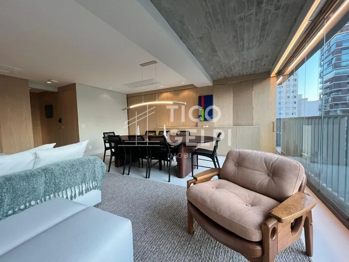 Apartamento com 2 suítes à venda em Vila Nova Conceição, São Paulo, por R$ 5.980.001 Imagem 3