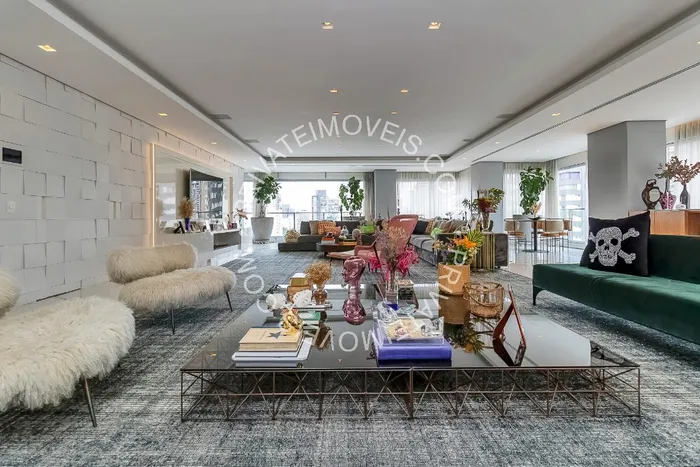 Apartamento com 4 suítes à venda em Pinheiros, São Paulo, por R$ 8.950.000