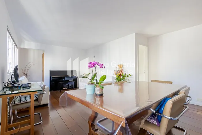 Apartamento com 1 suítes à venda em Jardim América, São Paulo, por R$ 1.550.000 Imagem 2