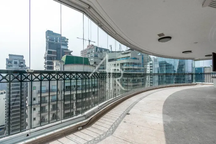Apartamento com 4 suítes à venda em Itaim Bibi, São Paulo, por R$ 20.800.000 Imagem 2