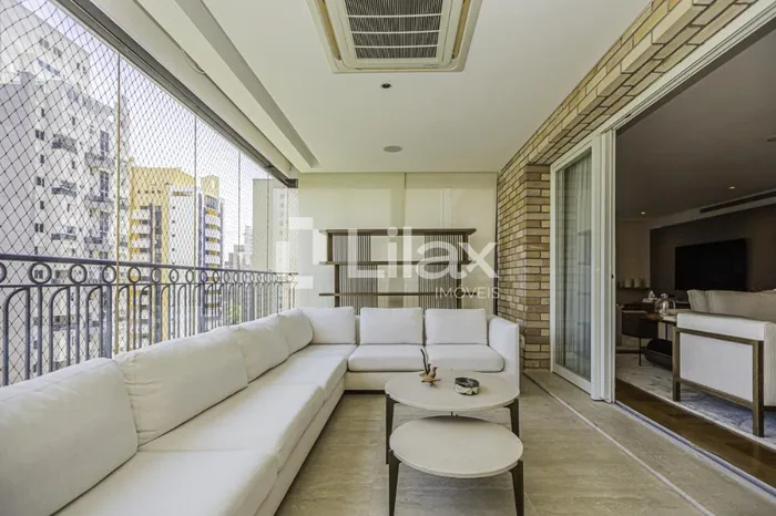 Apartamento com 4 suítes à venda em Moema, São Paulo, por R$ 16.000.000 Imagem 2