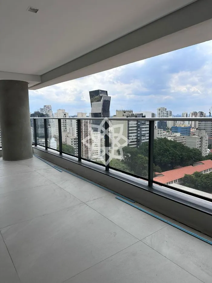 Apartamento com 3 suítes à venda em Pinheiros, São Paulo, por R$ 6.148.000