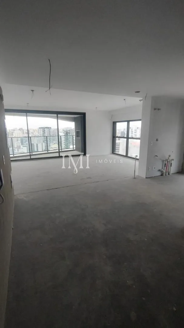 Apartamento com 3 suítes à venda em Vila Olímpia, São Paulo, por R$ 4.200.000 Imagem 2