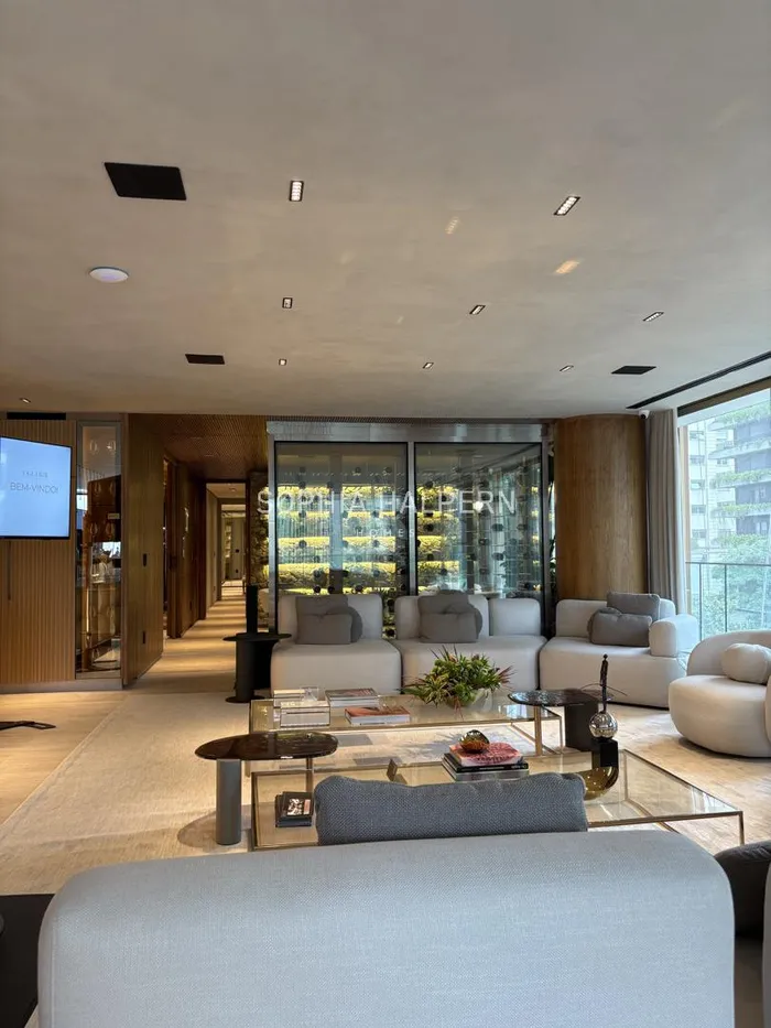 Apartamento com 4 suítes à venda em Itaim Bibi, São Paulo, por R$ 20.850.000 Imagem 2