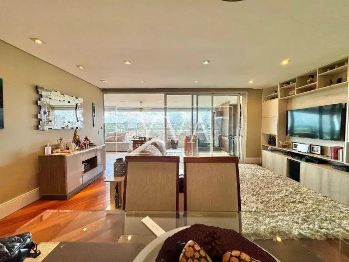 Apartamento com 3 suítes à venda em Campo Belo, São Paulo, por R$ 3.200.000 Imagem 2